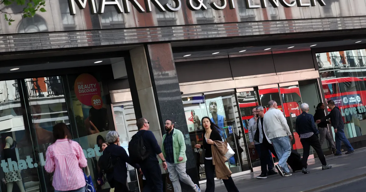 Lunavaranõudjad lükkasid poeketi kaose äärele