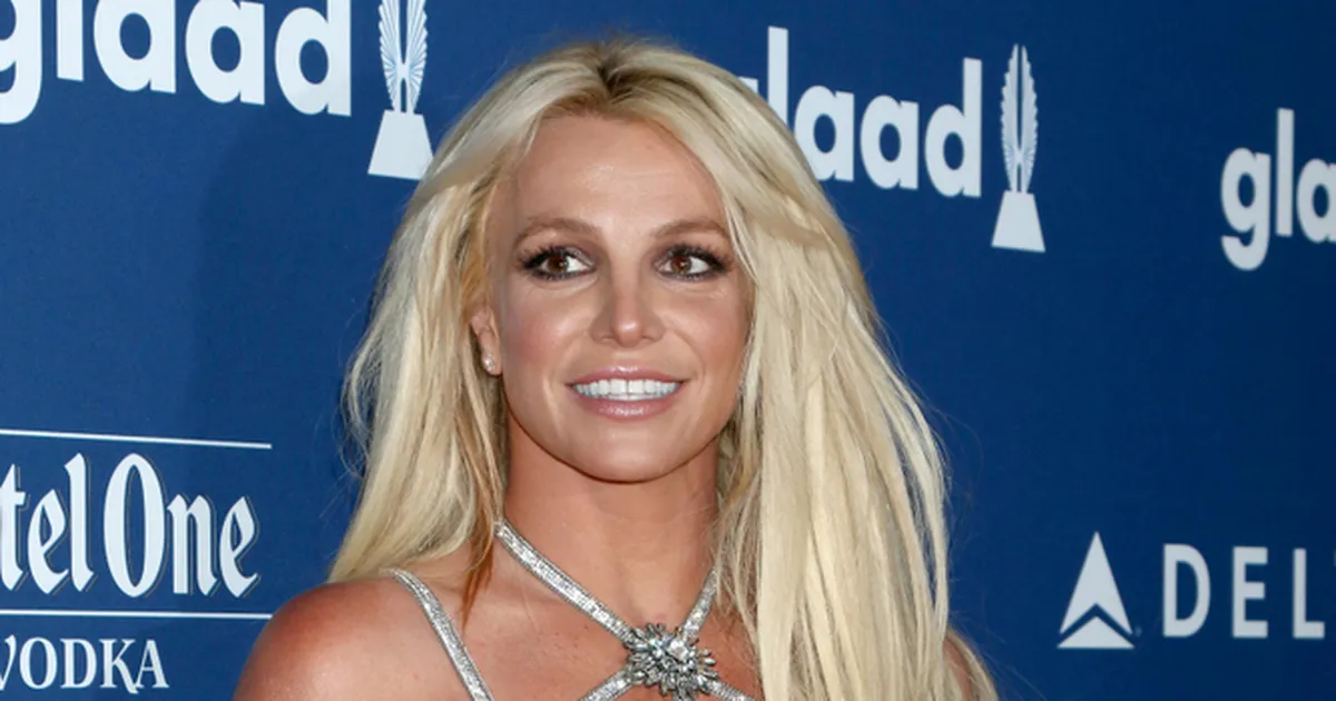 Britney Spears plaanib totaalset karjääripööret? Seotud on ka Kim Kardashian