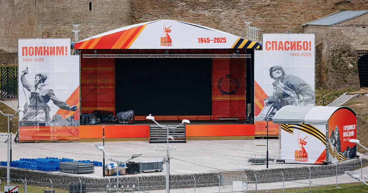 FOTOD ⟩ Ivangorod valmistub 9. maiks: võsa on läinud, mõned tammed ka