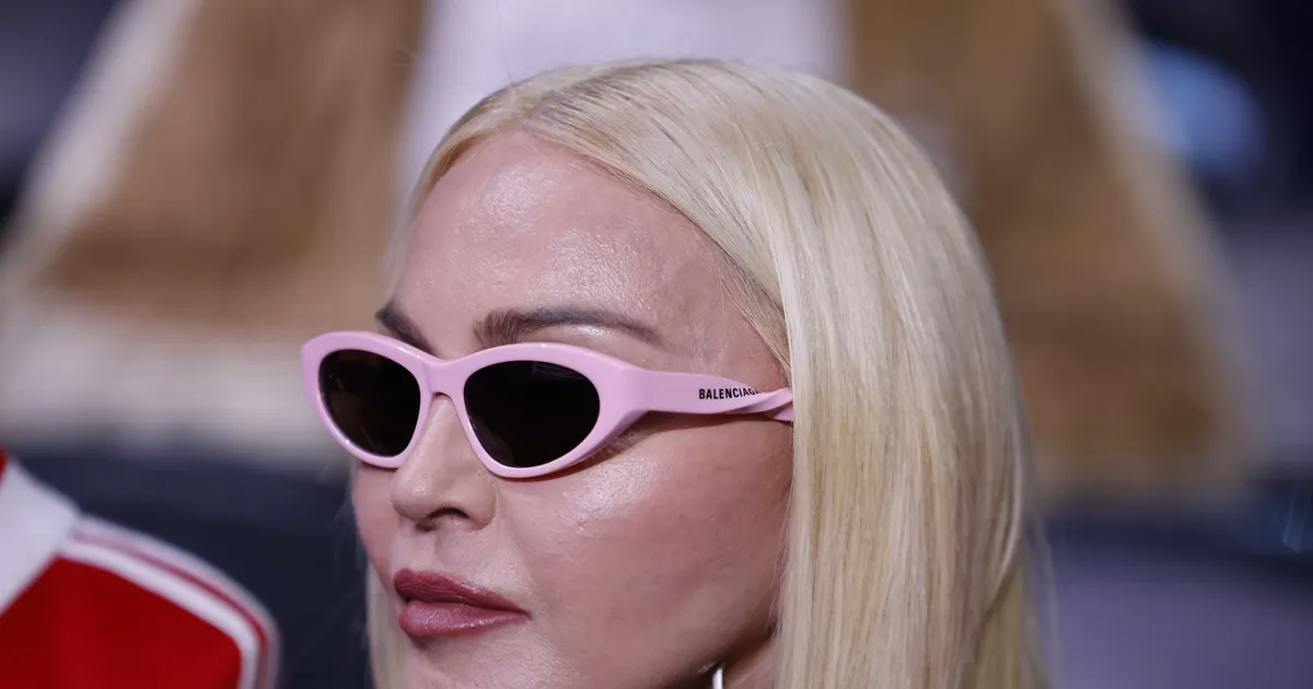 FOTOD ⟩ Madonna ilmus Met Galale naturaalselt särava näoga ja näitas uut kallimat