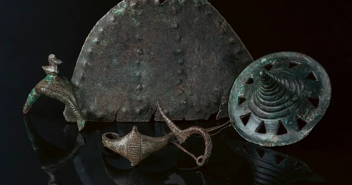 Ungari küngas paljastas kuhjaga iidseid aardeid