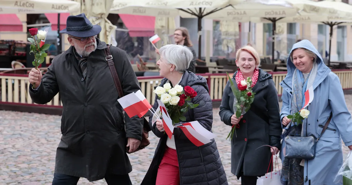GALERII ⟩ Poola lipu päev tähistab ühtlasi ka Tartu lipu sündi
