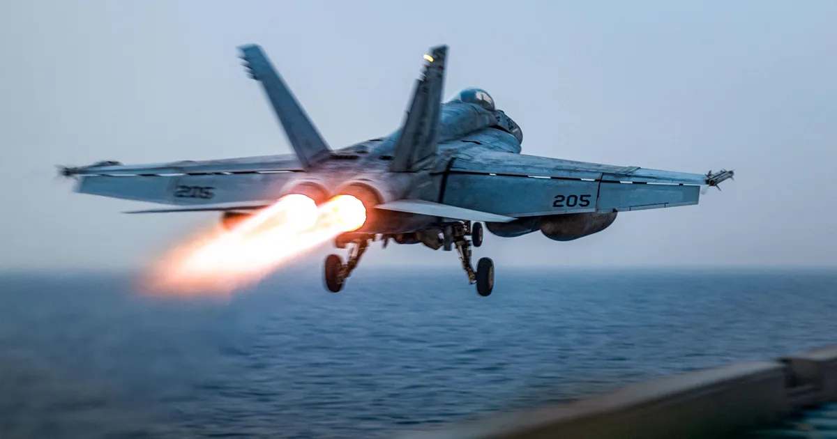 Juba teine USA sõjalennuk nädala jooksul kukkus Punasesse merre