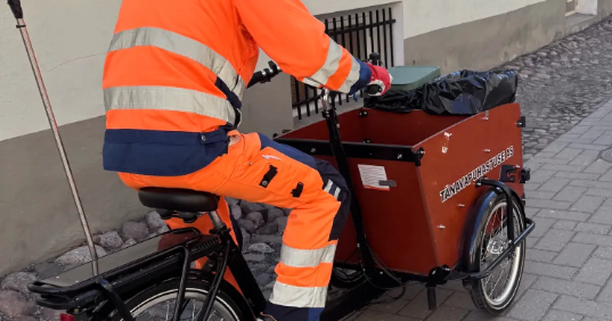 Ametnik kommenteerib Tänavapuhastuse ASi kastirattaid: töötajate tagasiside on olnud pigem positiivne