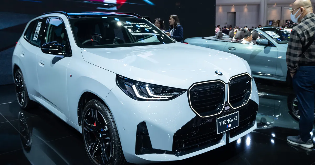 Luksusauto vedajad tahtsid 60 000 eurot väärt BMW sõidukõlbmatu pähe Venemaale toimetada