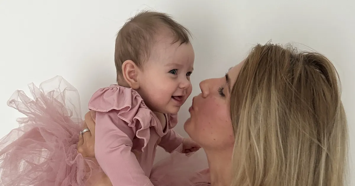 IMEARMAS GALERII ⟩ Emad ja tütred tähistavad ühtekuuluvust eriti armsal moel