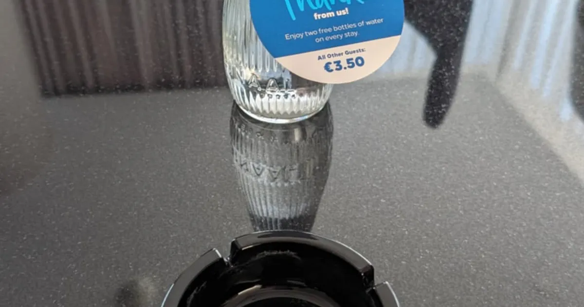 KALLIS LUKSUS ⟩ Tallinnas on vähemasti ühes hotellitoas veel lubatud suitsetada