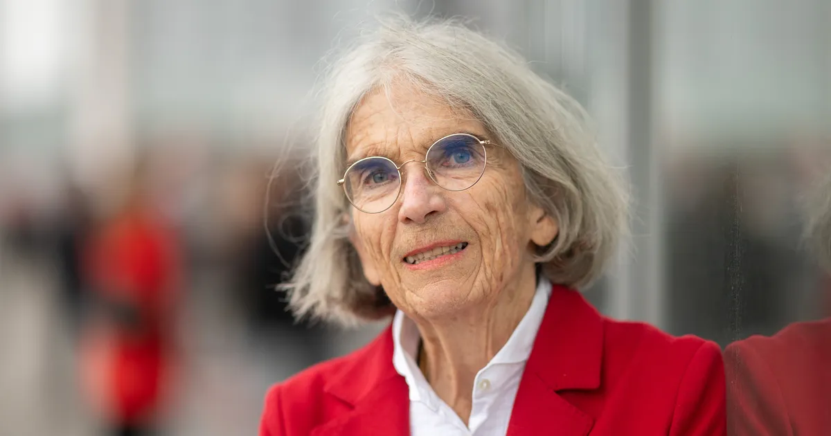 KATKEND RAAMATUST ⟩ Ilmus uus osa krimisarjast, mida on tõlgitud paljudesse võõrkeeltesse, kuid kirjaniku soovil mitte itaalia keelde