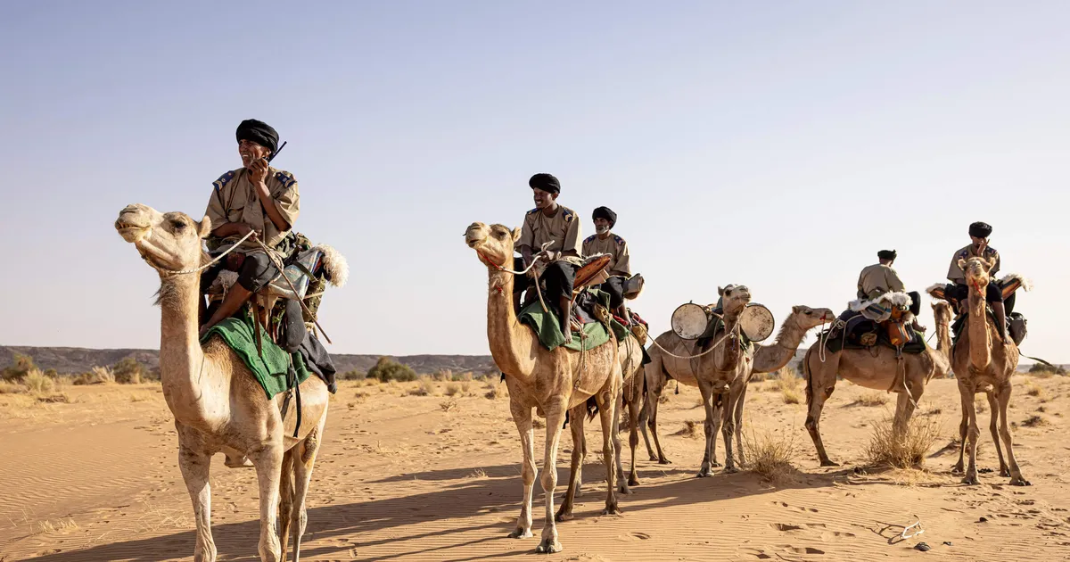 KÜÜRUPATRULL KÕRBES ⟩ Mauritaania võitluses džihadistidega on eesliinil kaameliratsavägi