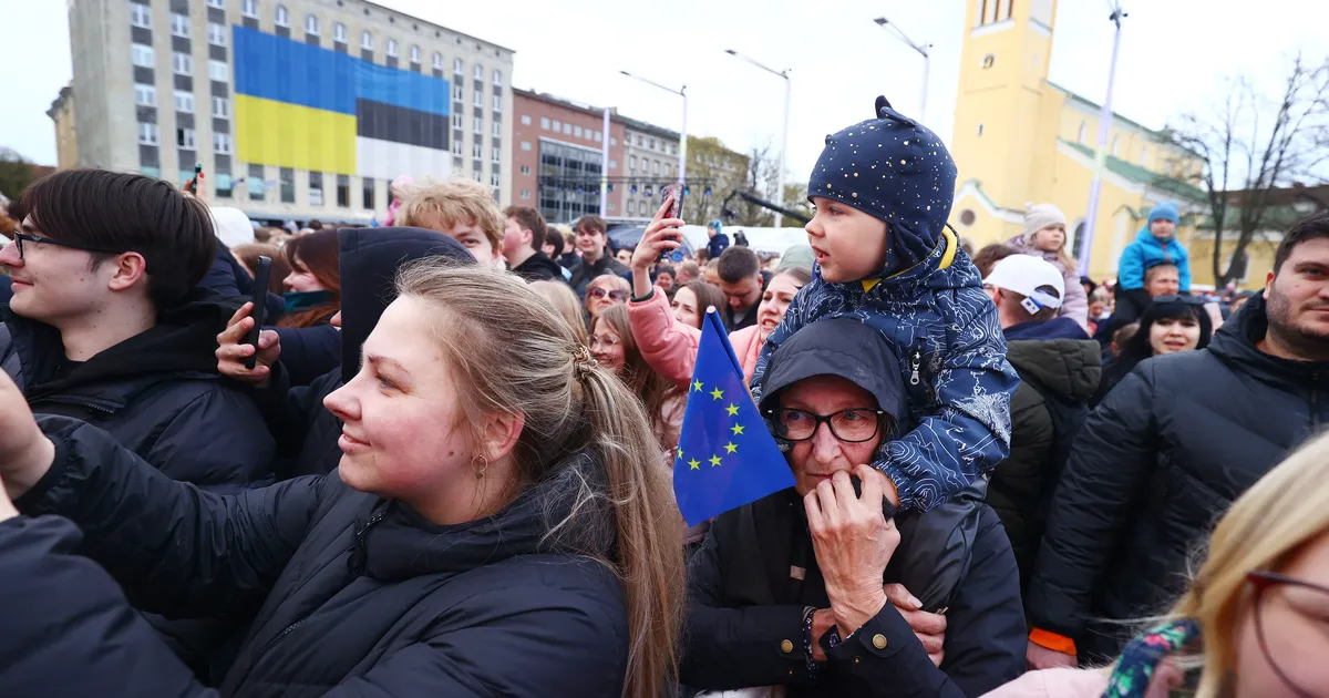 GALERII ⟩ Vabaduse väljakul tähistatakse Euroopa päeva