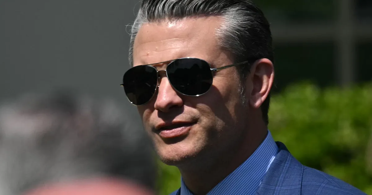 Valge Maja otsustas kaitseminister Hegsethi tiibu kärpida