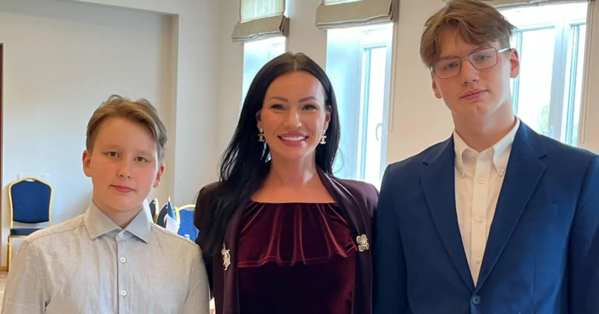 VIDEO ⟩ Muusik Silvia Ilvese 12-aastane poeg saavutas mainekal tšellistide konkurssil väärika koha: Tristani tugevus oli artistlikkus ja entusiasm