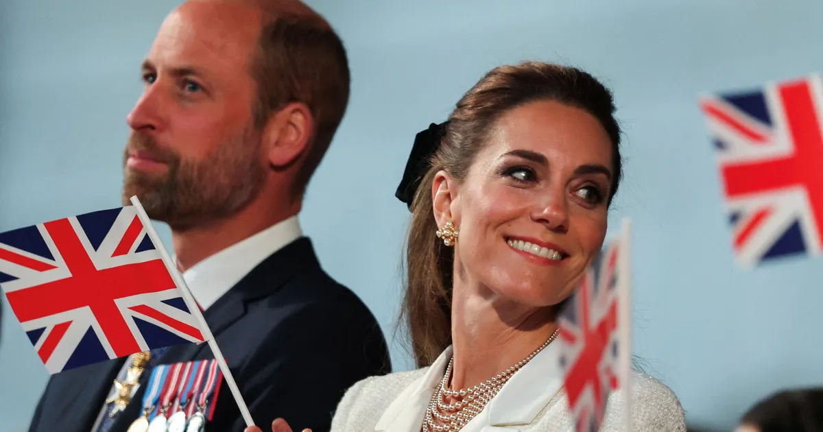 LOOTUSE SÜMBOL ⟩ Printsess Catherine'le pühendati roos