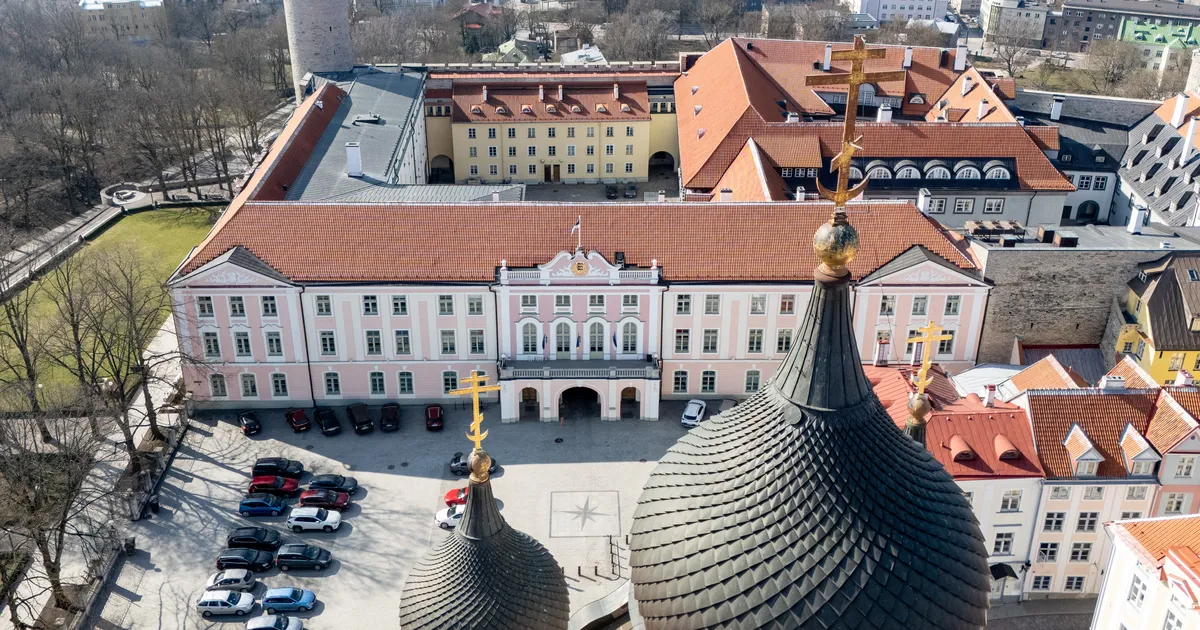 Õiguskomisjon arutab teisipäeval kirikuseaduse muudatusettepanekuid