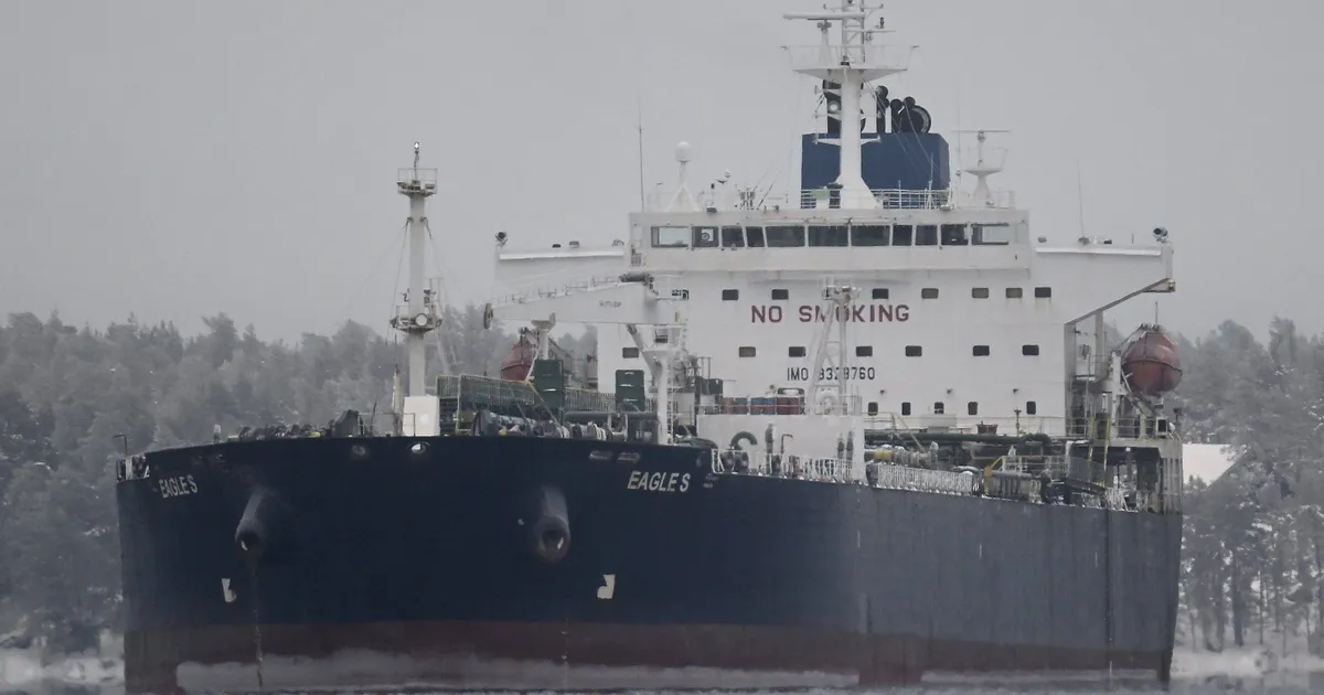 Merekaablite lõhkumises kahtlustatava tanker Eagle S'i eelurimine sai lõpu