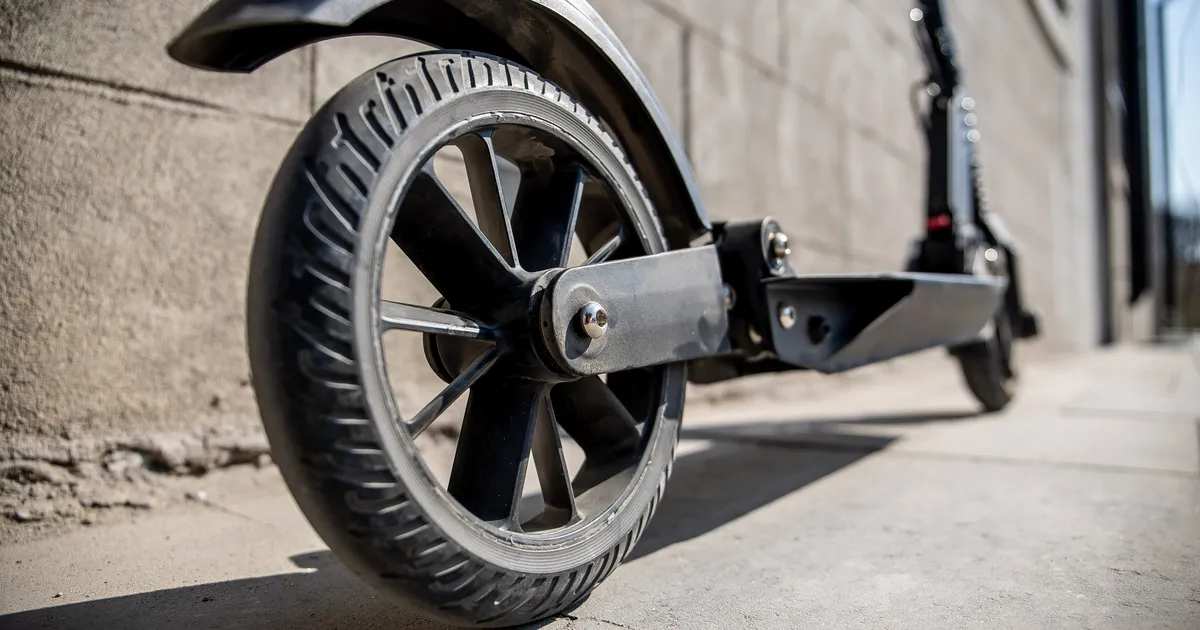 Varaste nahka läks kolm kaherattalist