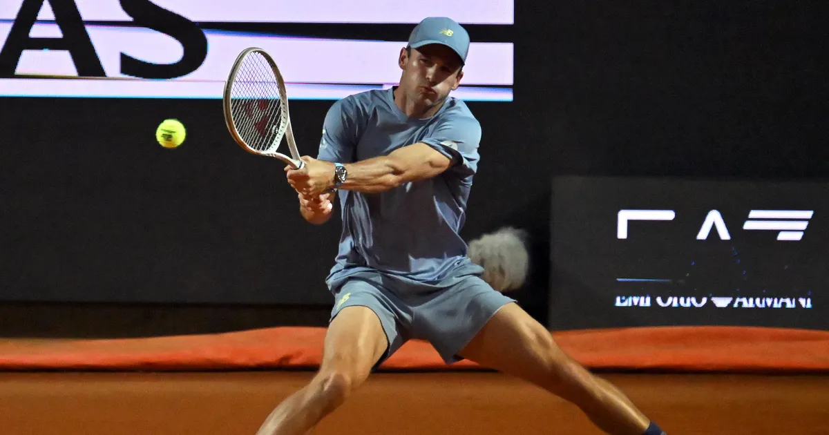 Rooma turniiri poolfinaalis Sinneriga heidelnud tipptennisisti auto teisaldati kodu juurest