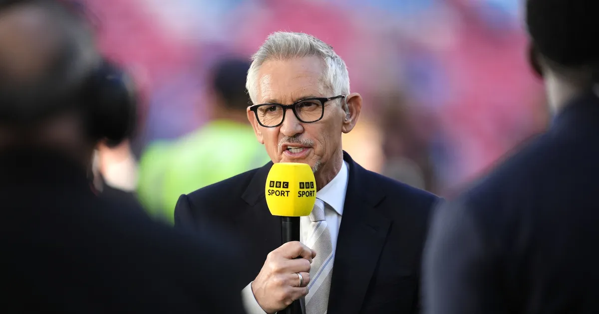 Juudivastase sõnumiga pilti jaganud vutilegend sai kinga