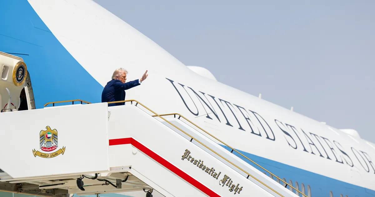 Demokraadid tahavad keelata Trumpil Katari pakutava lennuki kasutamise
