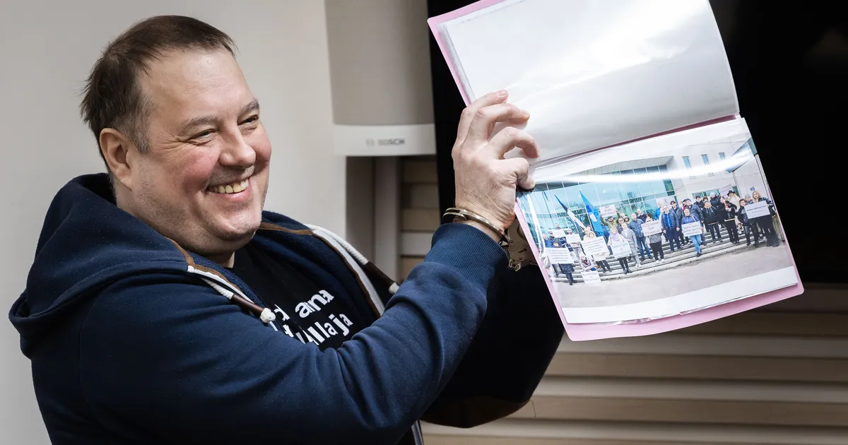 FOTOD ⟩ Prokurör nõuab Aivo Petersonile riigireetmise eest 17-aastast vangistust