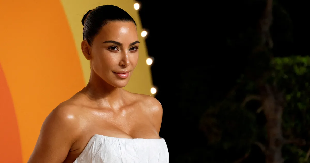 «LÕPUKS OMETI!» ⟩ Kim Kardashian sai pärast kuut aastat õpinguid kutsetunnistuse prestiižikal alal