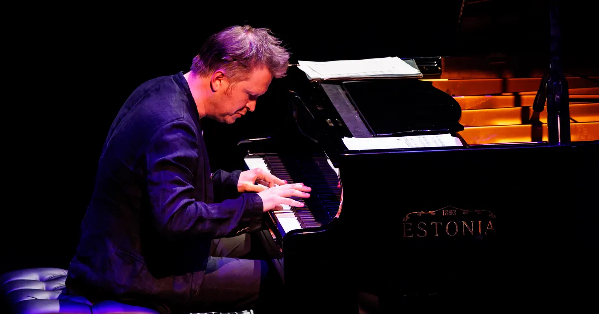 GALERII ⟩ Milline üllatus: Prantsuse virtuoosi kontserdile ilmus korraga Eesti pianist