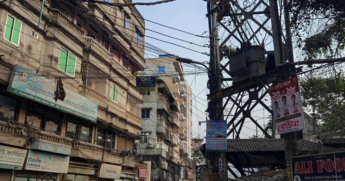 NÄDALA REIS ⟩ Bangladesh meenutab meie laulva revolutsiooni aega – elektriseeritud ja energiline