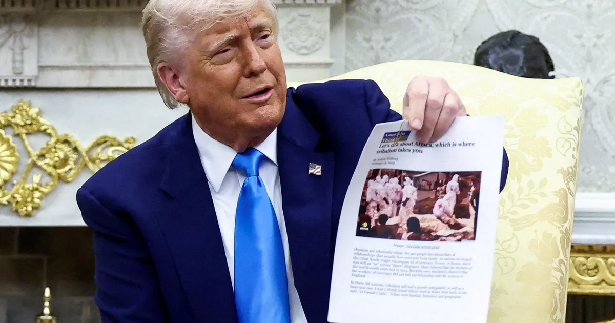 Trump näitas Lõuna-Aafrika valgete genotsiidi pähe materjale Kongost