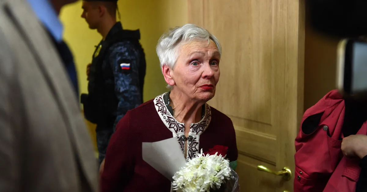 Vene kohus trahvis Leningradi blokaadi üle elanud pensionäri rahuplakati eest