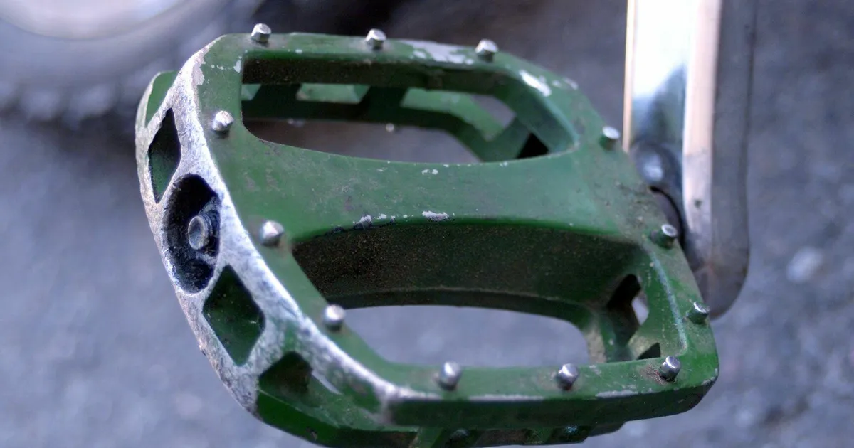 Joobes jalgrattur viidi kukkumise järel haiglasse