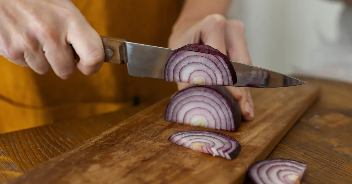 Füüsikud: nii nutate sibulat lõigates vähem