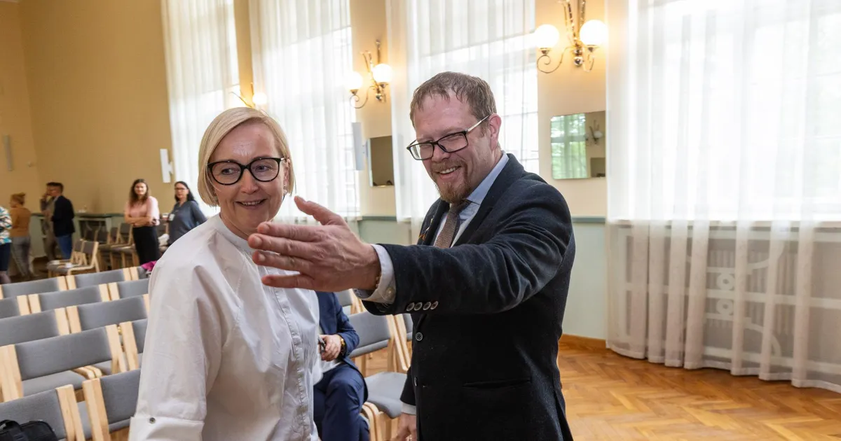 Õpetajate alampalk tõuseks viiendiku, kui vaid Eestisse saabuks rahalaev