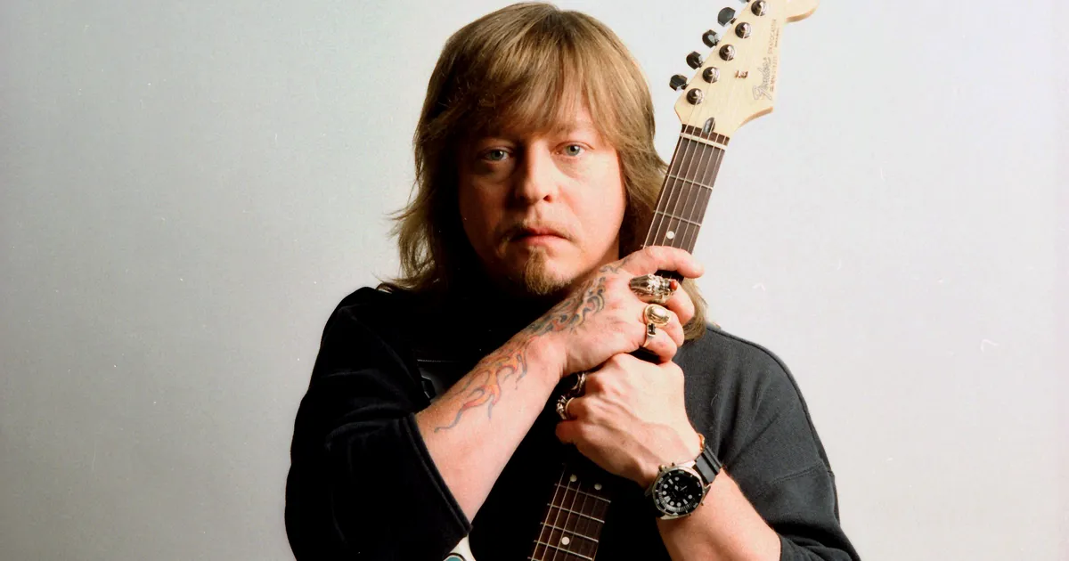 Kitarriga kameeleon: suri üks USA rokiajaloo tähtsamaid taustajõude