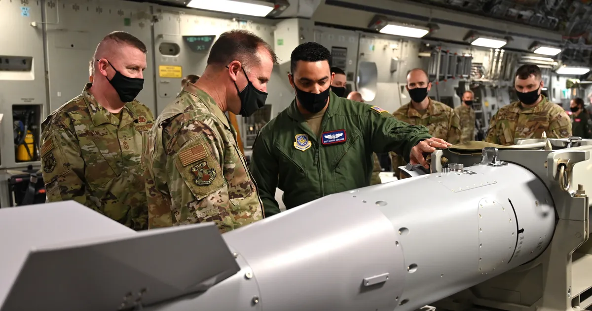 VLADIMIR JUŠKIN ⟩ Põhja-Euroopal on vaja oma tuumarelva