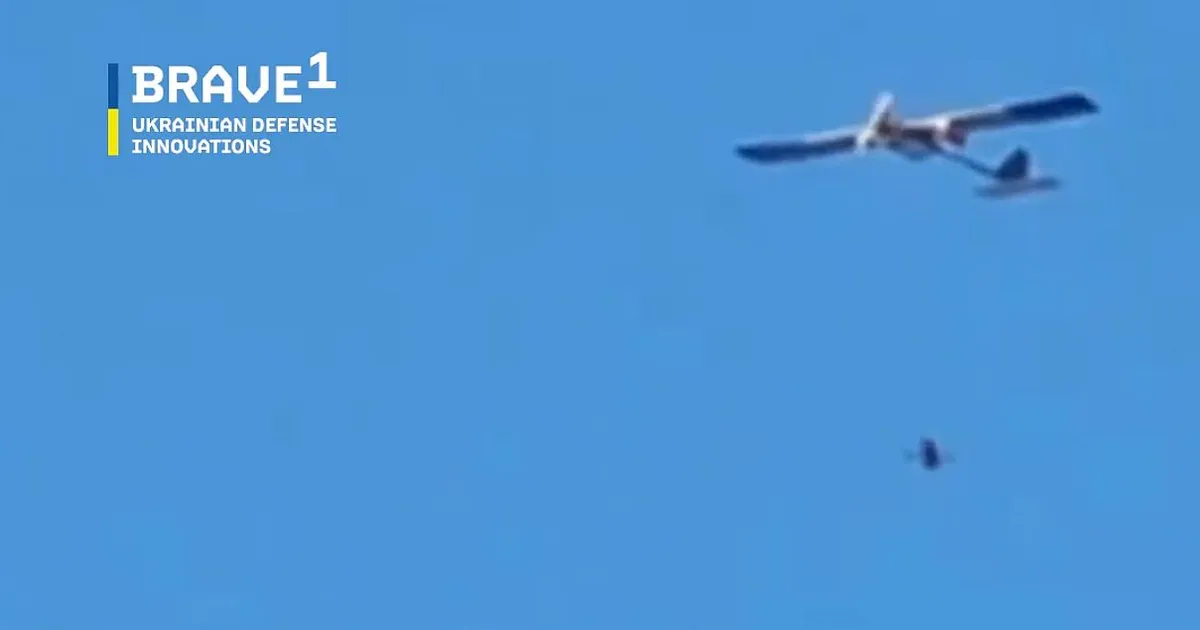 VIDEO ⟩ Ukrainas võeti kasutusele iseseisev tehisaruline drooniparv - mida see suudab?