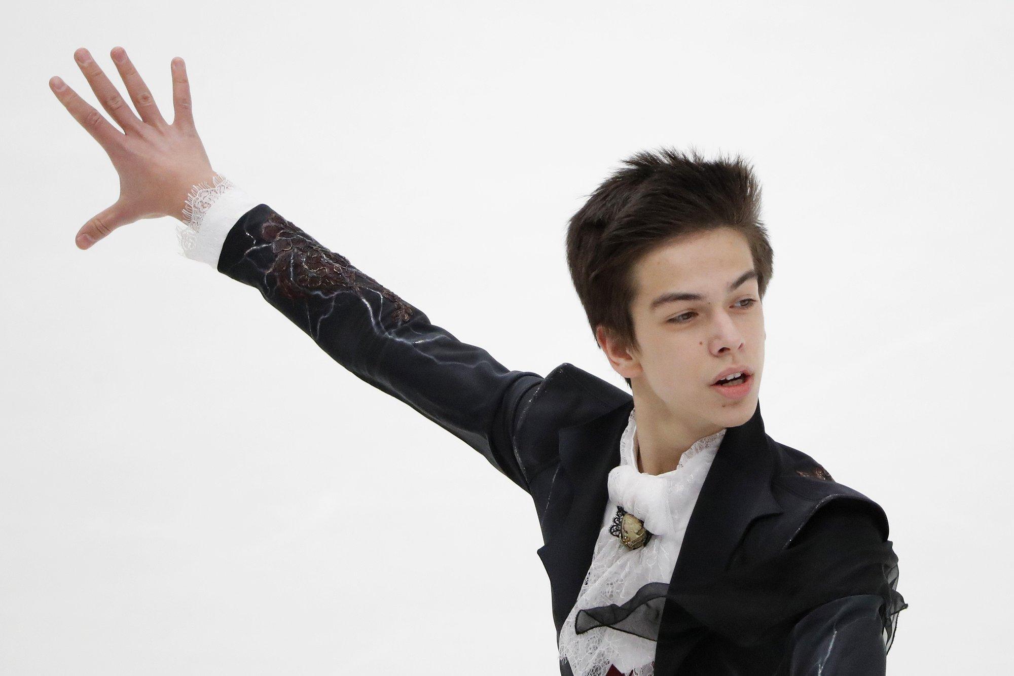 Neli Venemaa iluuisutajat lubati olümpia katsevõistlusele