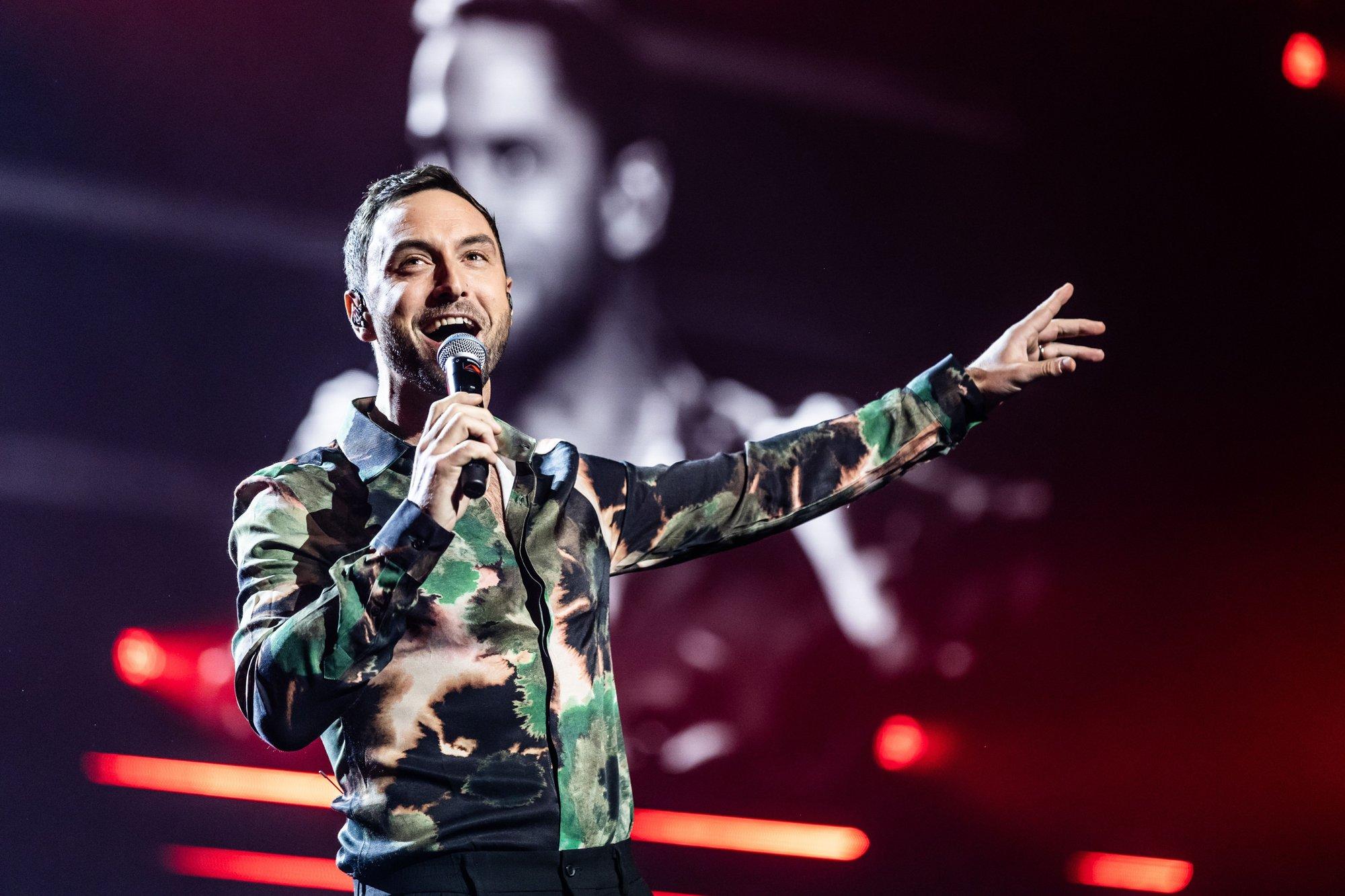 Måns Zelmerlöw lahutussaaga võttis uue pöörde. Eksnaine lõi kohtus letti tõendi kokaiini kohta