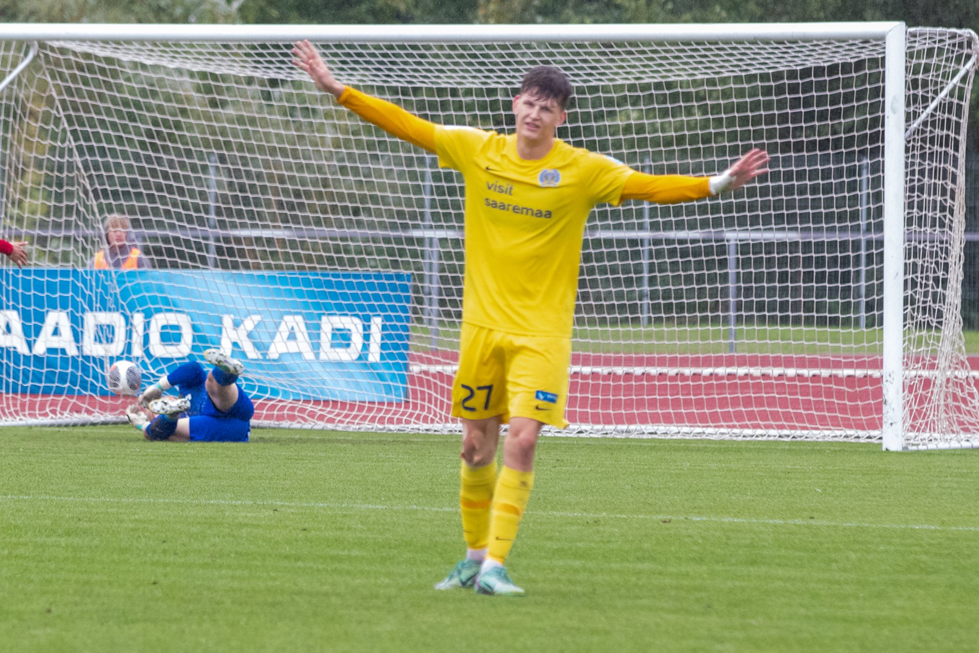 Eesti jalgpallur krooniti kääbusriigi meistriks, otsustavaks sai kohtumine Manchester 62-ga