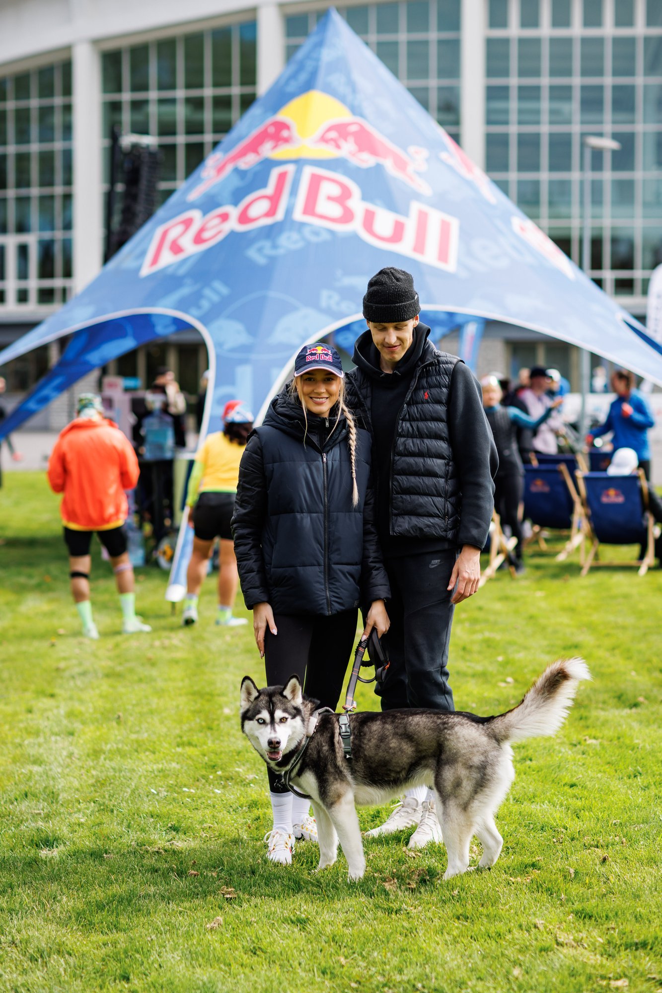 FOTOD | Kelly Sildaru ja Kristjan Ilves osalesid heategevuslikul jooksul, mille abil annetati üle 8 miljoni euro