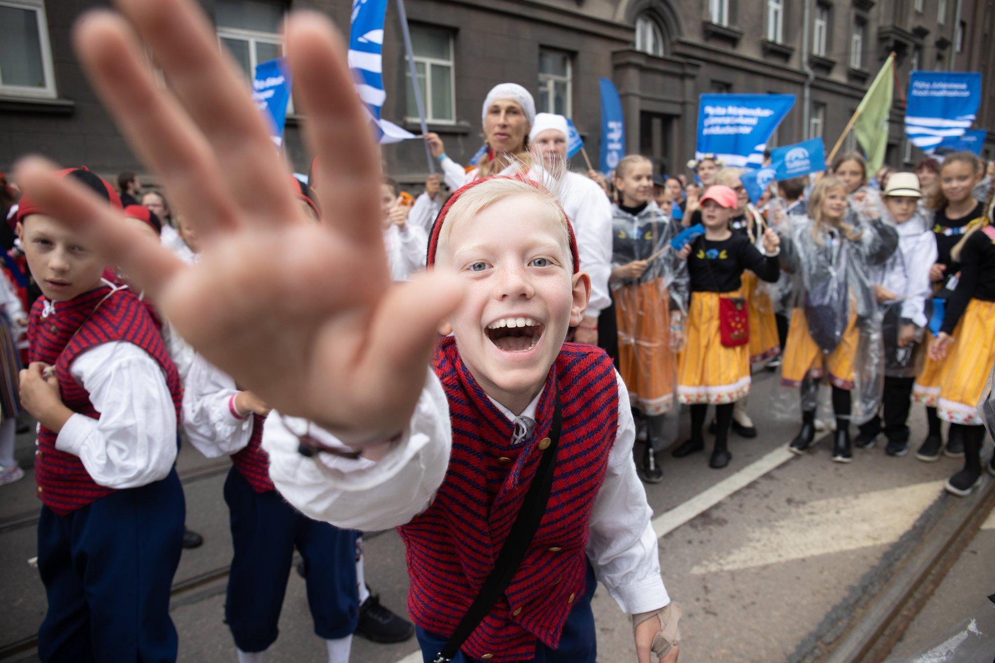 Suvine laulu- ja tantsupidu ootab appi vabatahtlikke ja rohesaadikuid