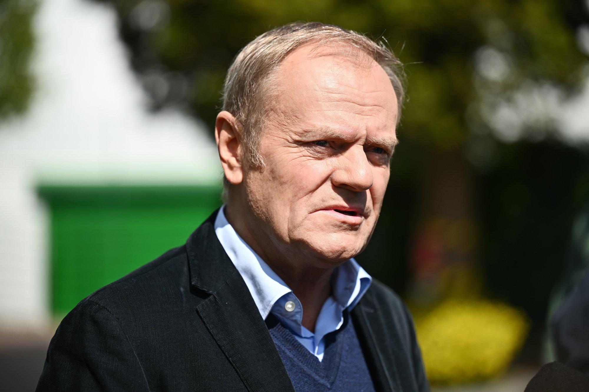 Tusk: Poola-Rootsi elektrikaabli juurest tõrjuti minema Vene varilaevastiku laev