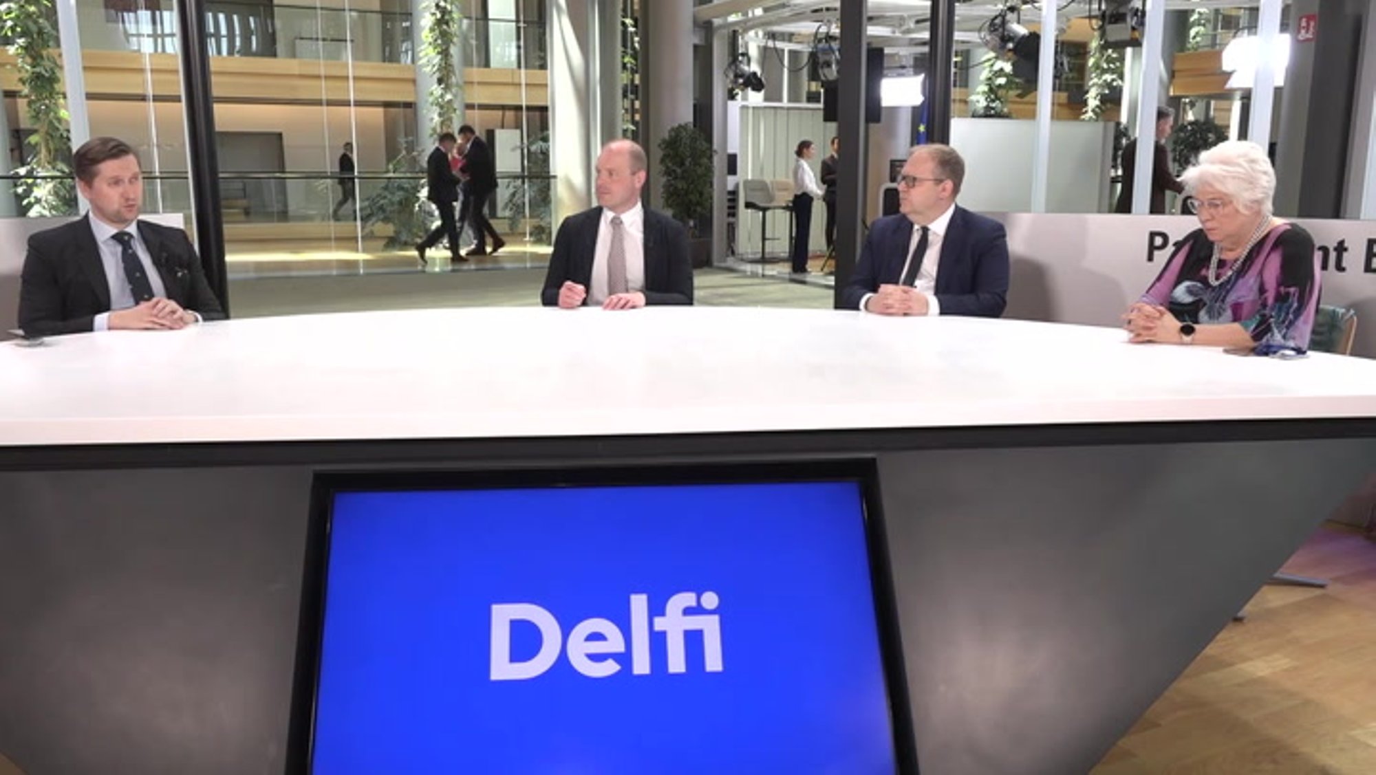 ERISAADE | „See kärbib Saksamaa tiibu.“ Haavatud Merzil on raske tõusta Euroopa suureks liidriks