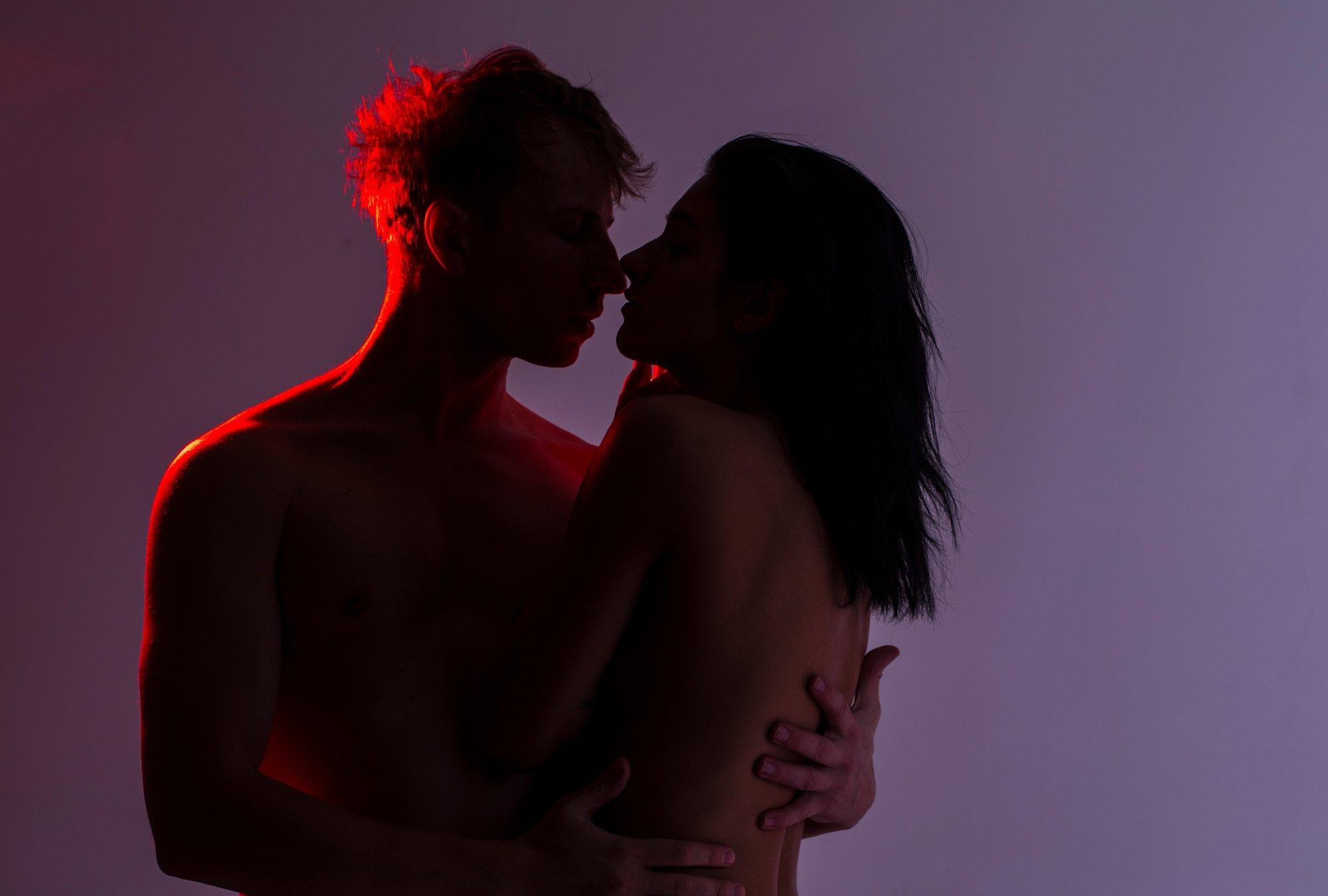 „Kas tõesti on inimesi, kellele selline asi meeldib?“ Fetišistliku seksi fännid peost, kus saab nii piitsa kui elektrišokke