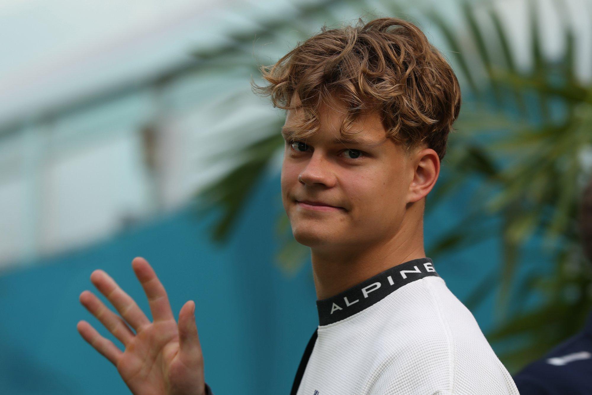 Ahvatlev India turg võib Paul Aroni tähelennu Alpine´is lõpetada, kuid ei pruugi