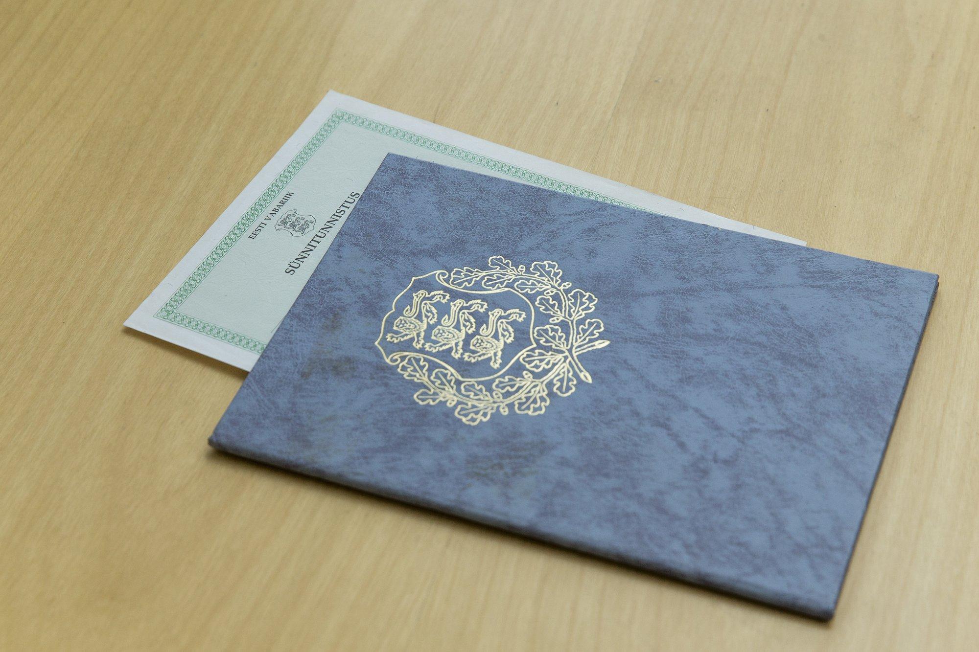 Dokumente vedama ei pea: andmevahetus Eesti ja Soome vahel muutub lihtsamaks