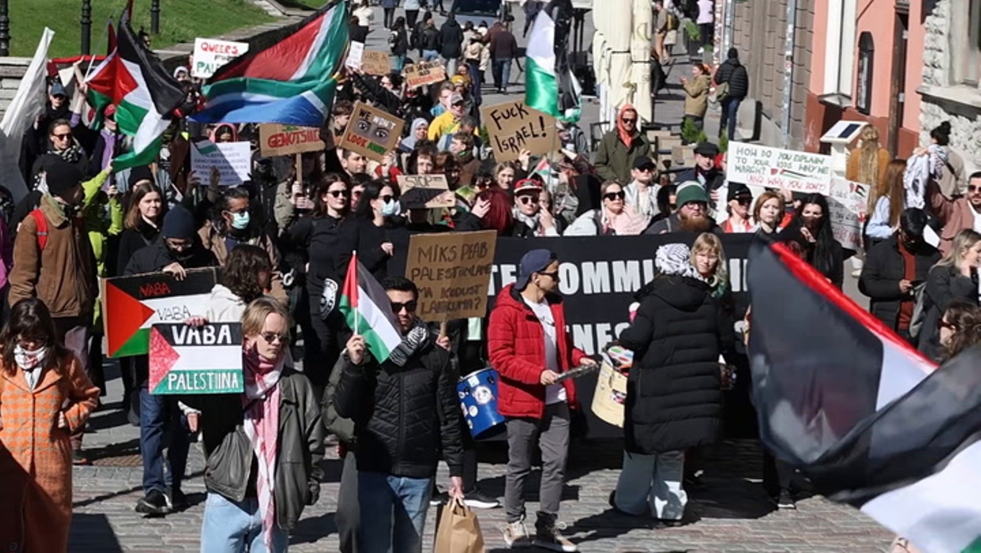 VIDEO ja FOTOD | Tallinnas marsitakse Palestiina toetuseks, korraldajad paluvad vältida sõnapaari „jõest mereni“