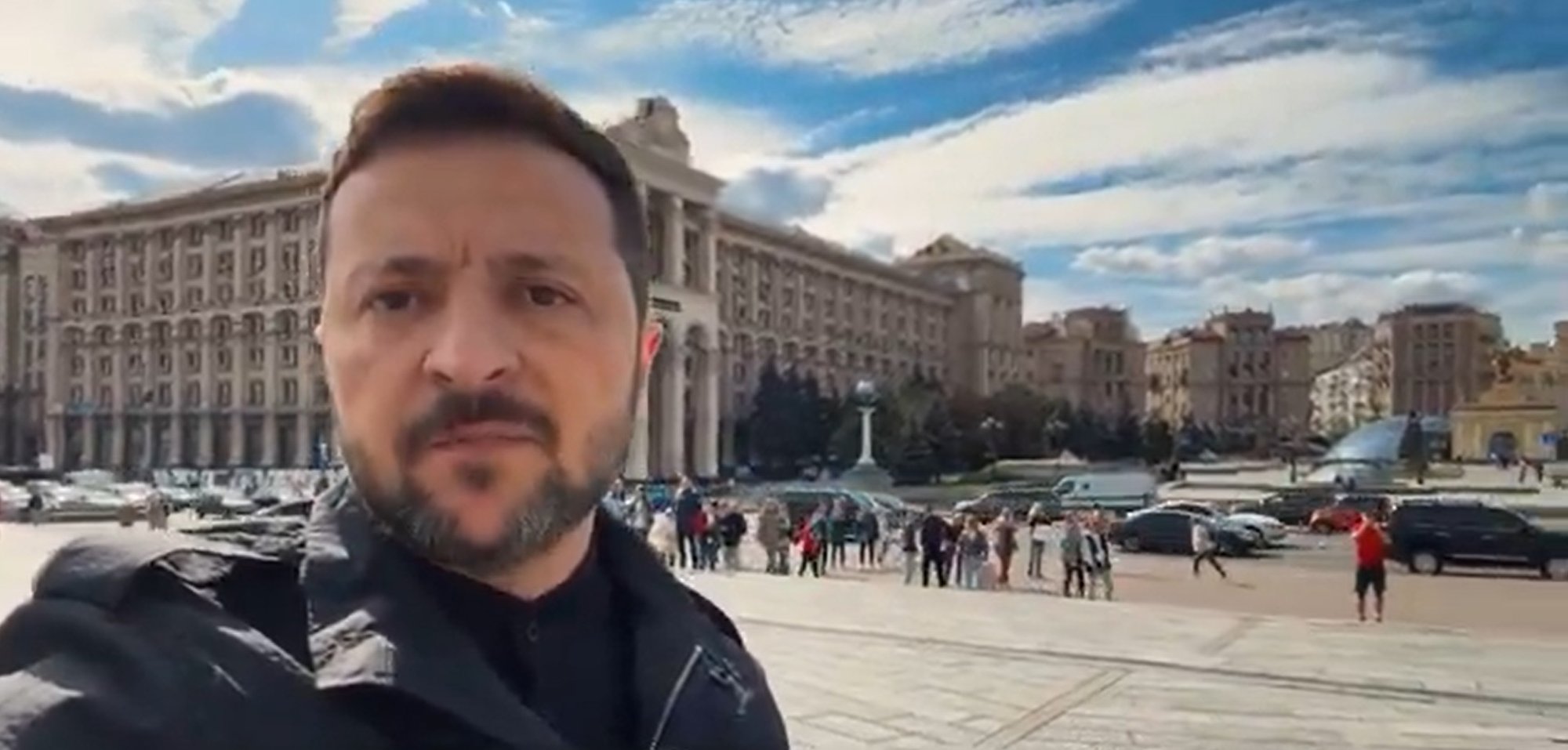 Zelenskõi: ukrainlaste ja venelaste erinevust näitab igal 9. mail Kiievi elu ja Moskva hirmuparaadi erinevus