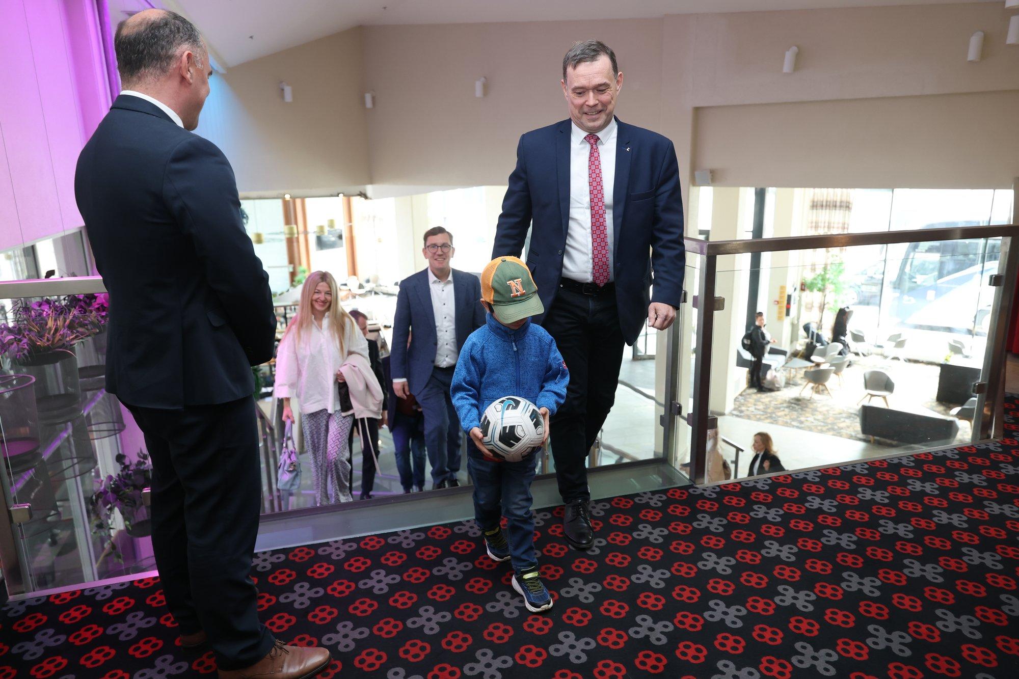 FOTOD | Reformierakondlased kogunesid volikoguks. Täna avalikustatakse koalitsioonilepe