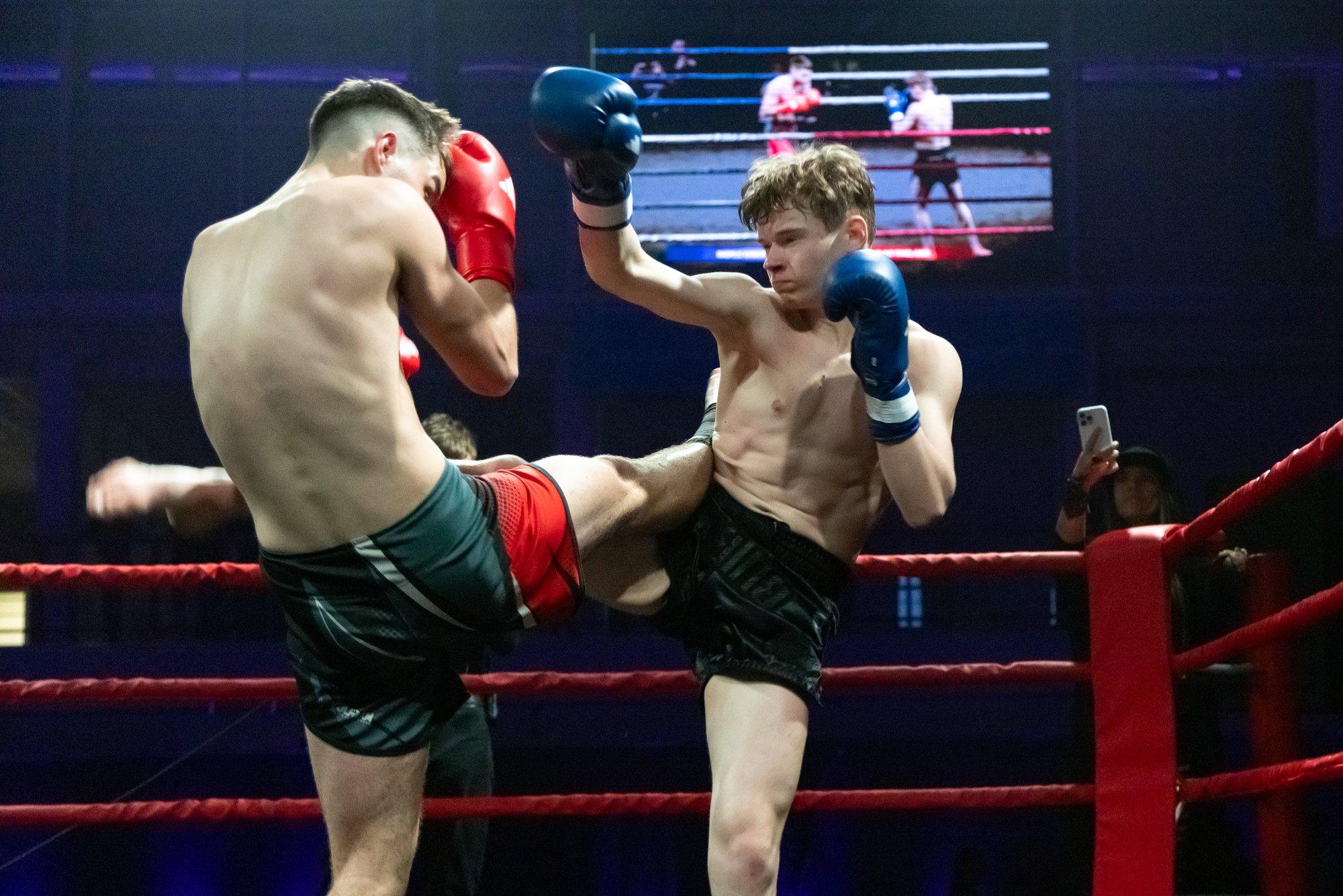 DELFI FOTOD | Pärnus peetud The Clash 2 võitlusõhtu peamatšis triumfeeris soomlane