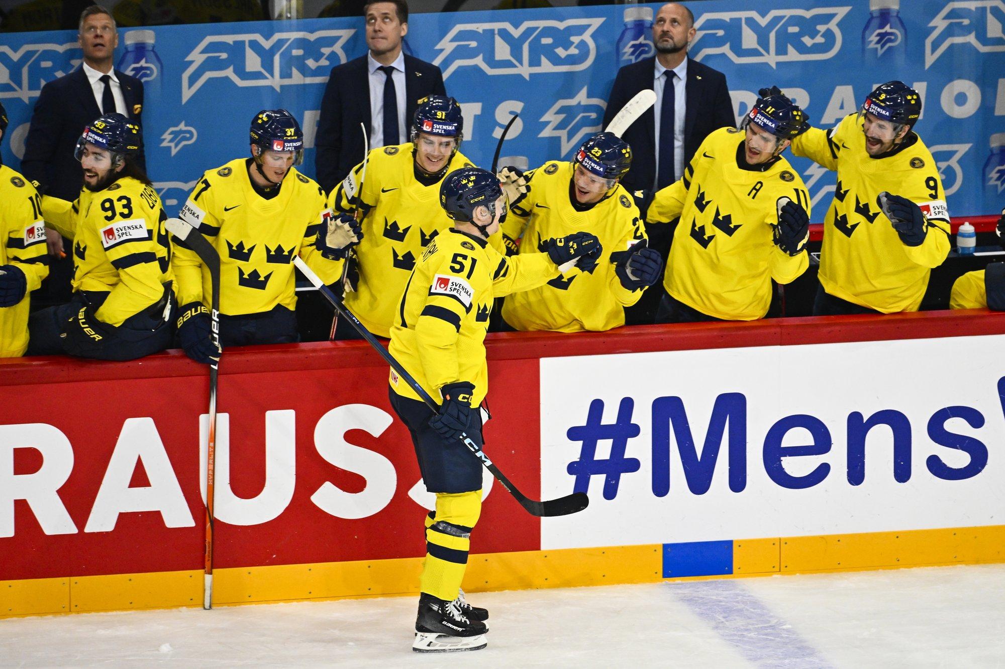 Rootsi ja Tšehhi jätkasid jäähoki MMi kindlalt